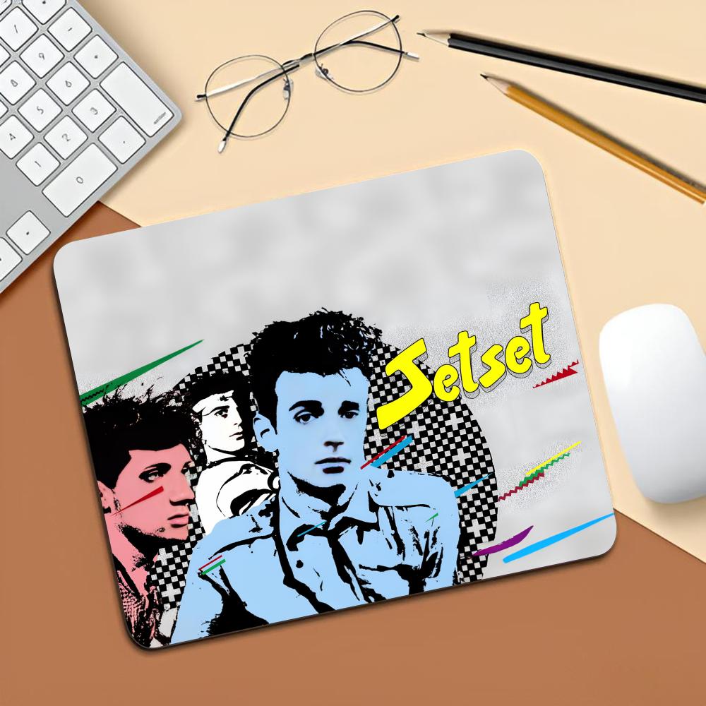Gustavo Cerati Soda Stereo Mou - Desk Setup Anime incelemesi ve fiyatı